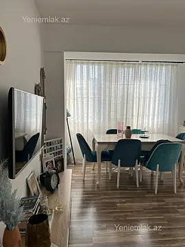 Satılır 3 otaqlı köhnə tikili 90 m²