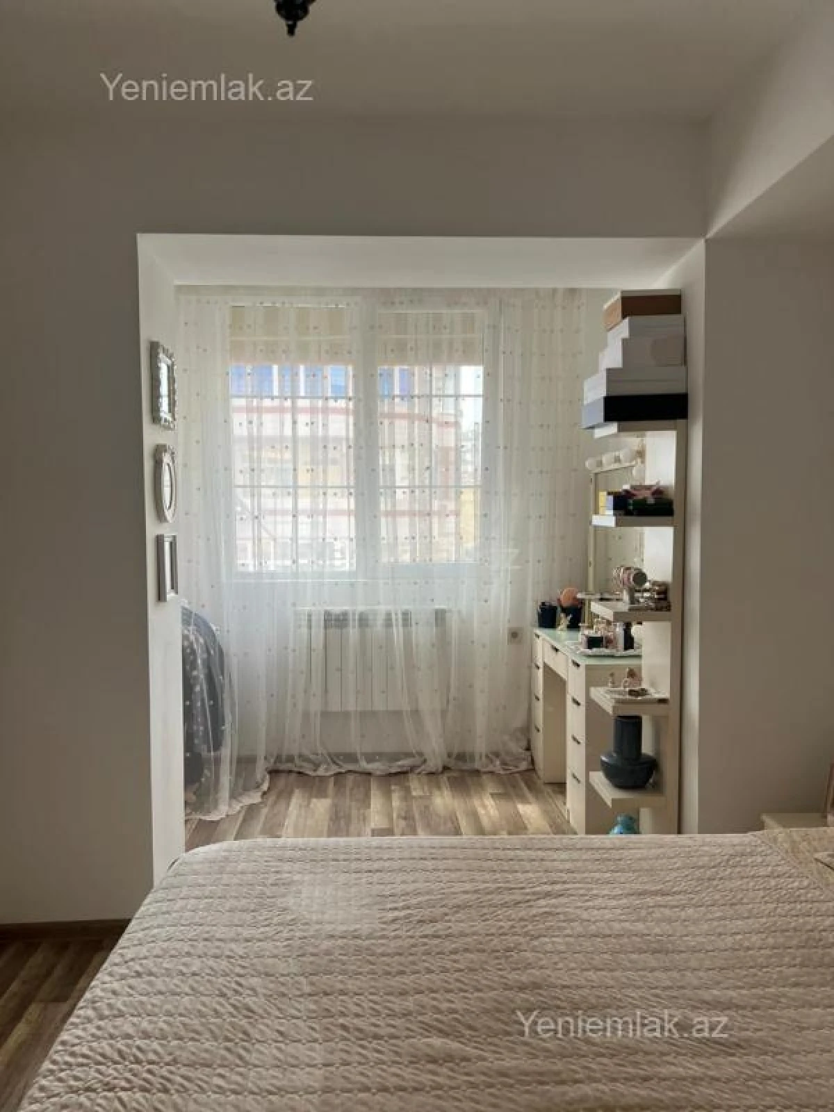 Satılır 3 otaqlı köhnə tikili 90 m²