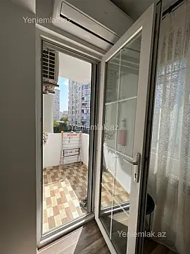 Satılır 3 otaqlı köhnə tikili 90 m²