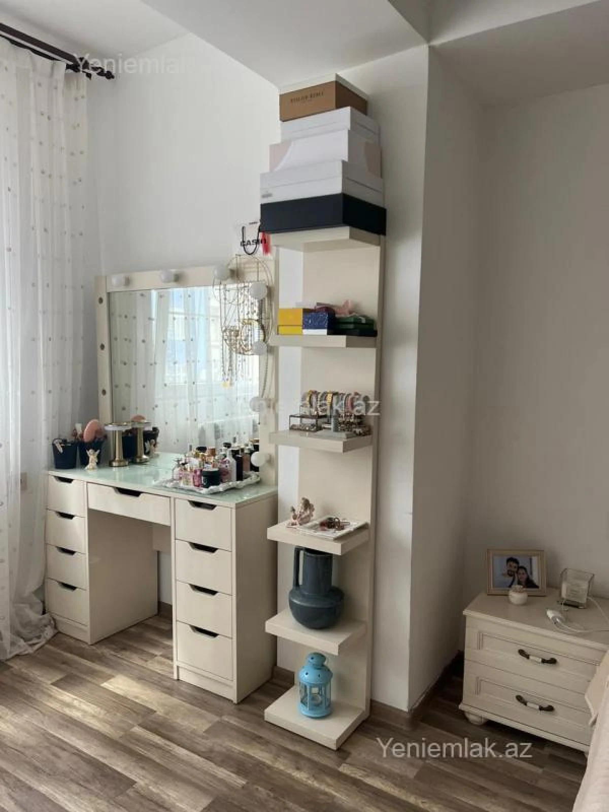 Satılır 3 otaqlı köhnə tikili 90 m²