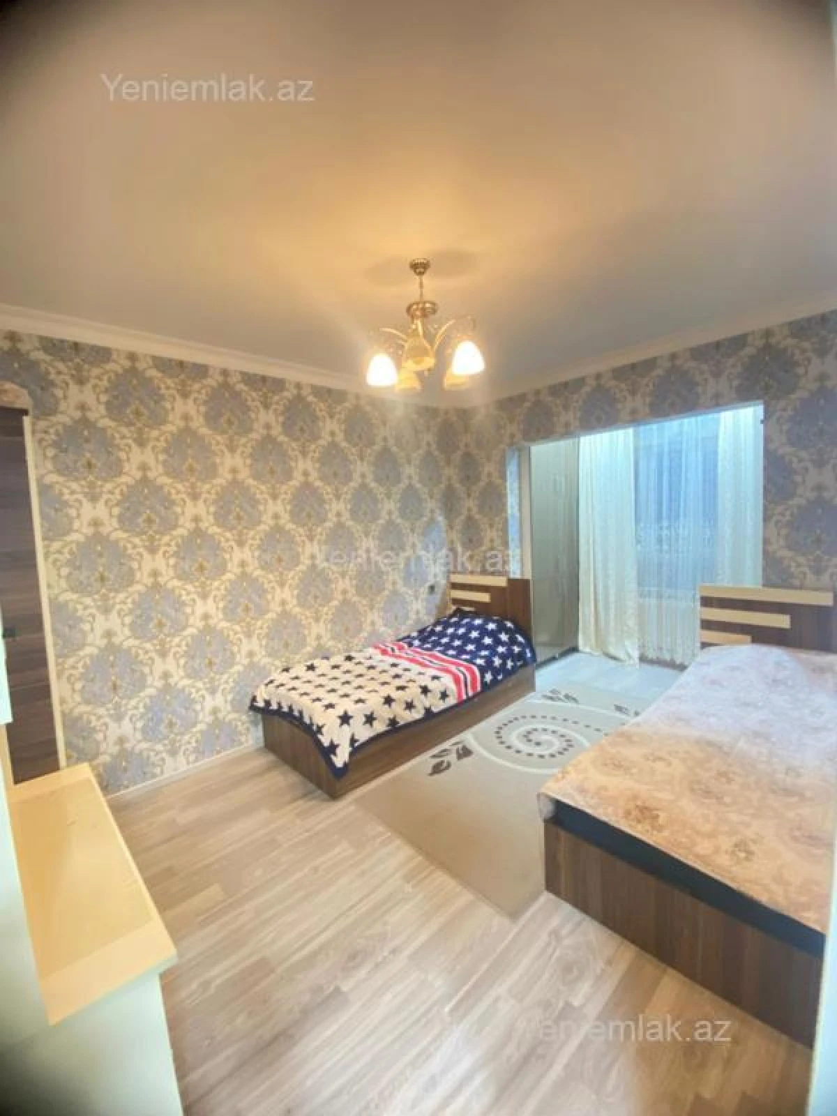 Satılır 3 otaqlı köhnə tikili 80 m²