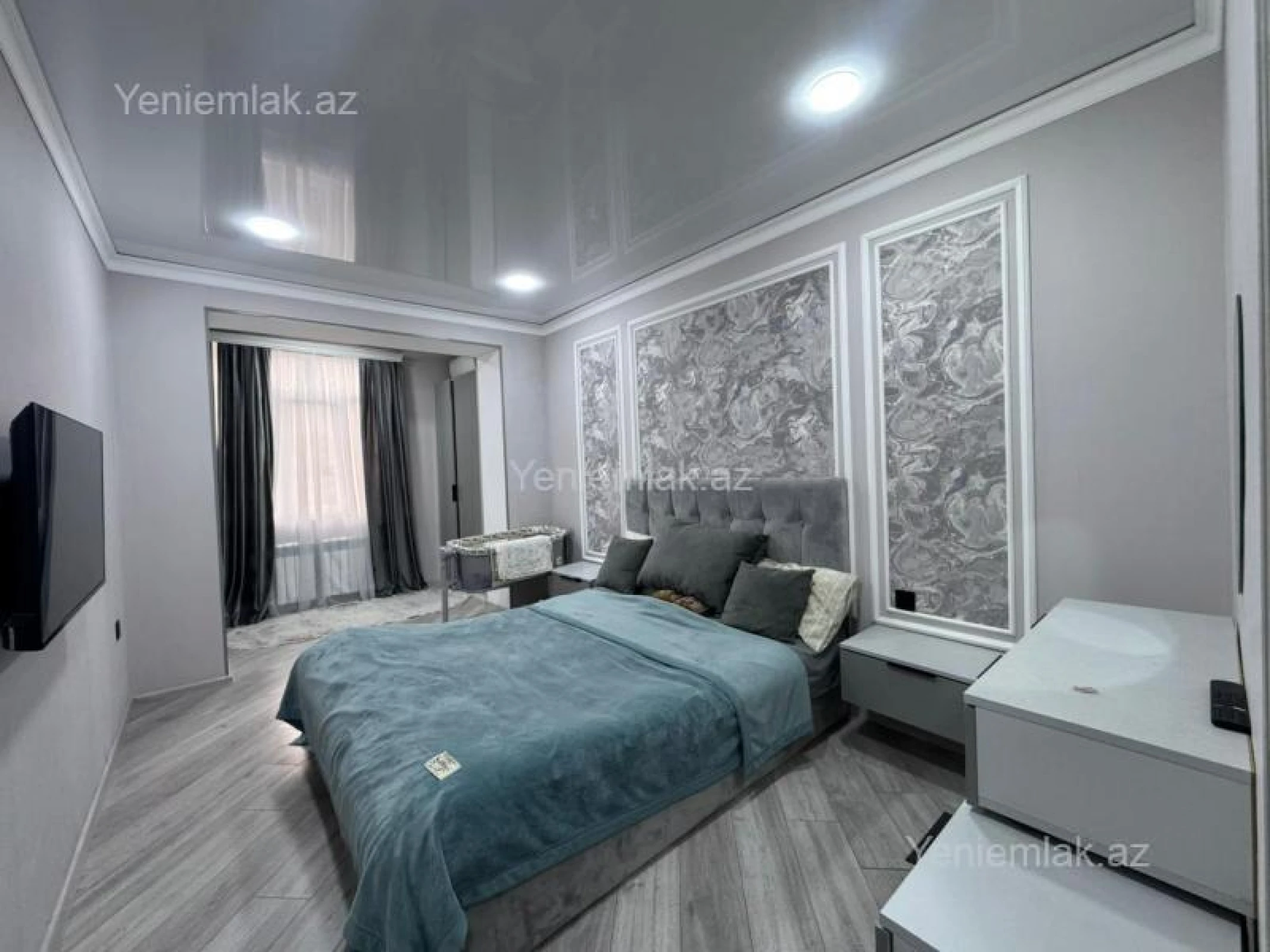 Satılır 3 otaqlı köhnə tikili 100 m²