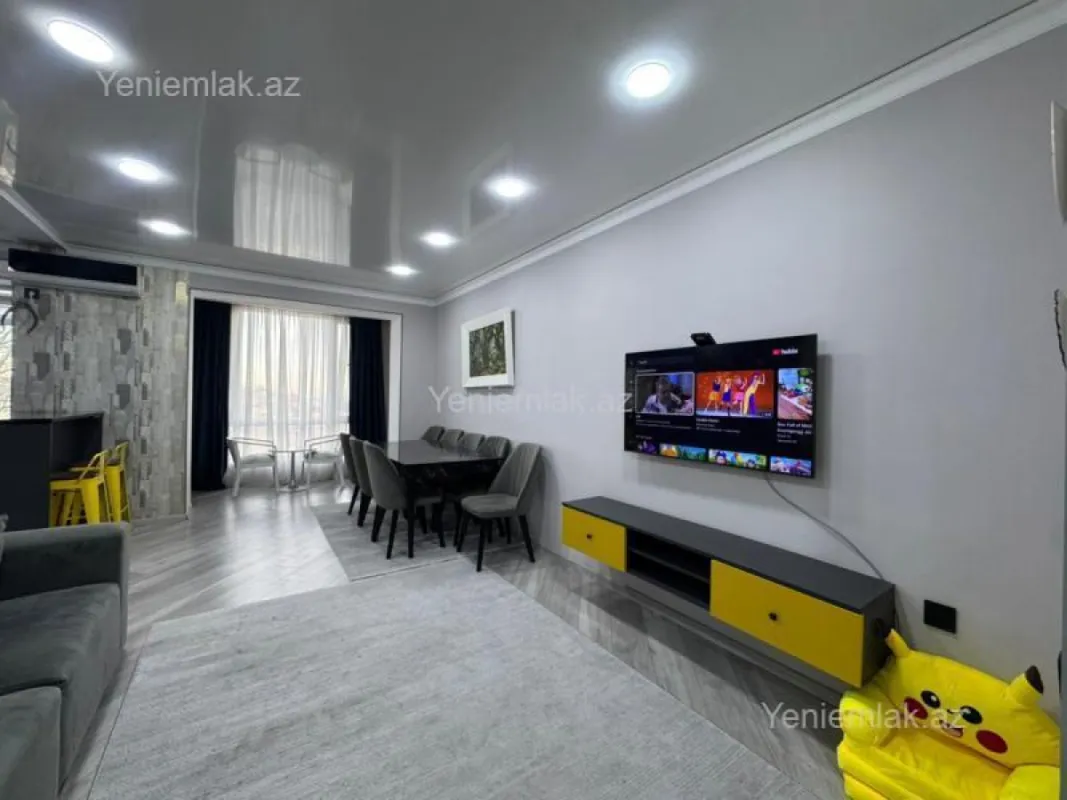 Satılır 3 otaqlı köhnə tikili 100 m²