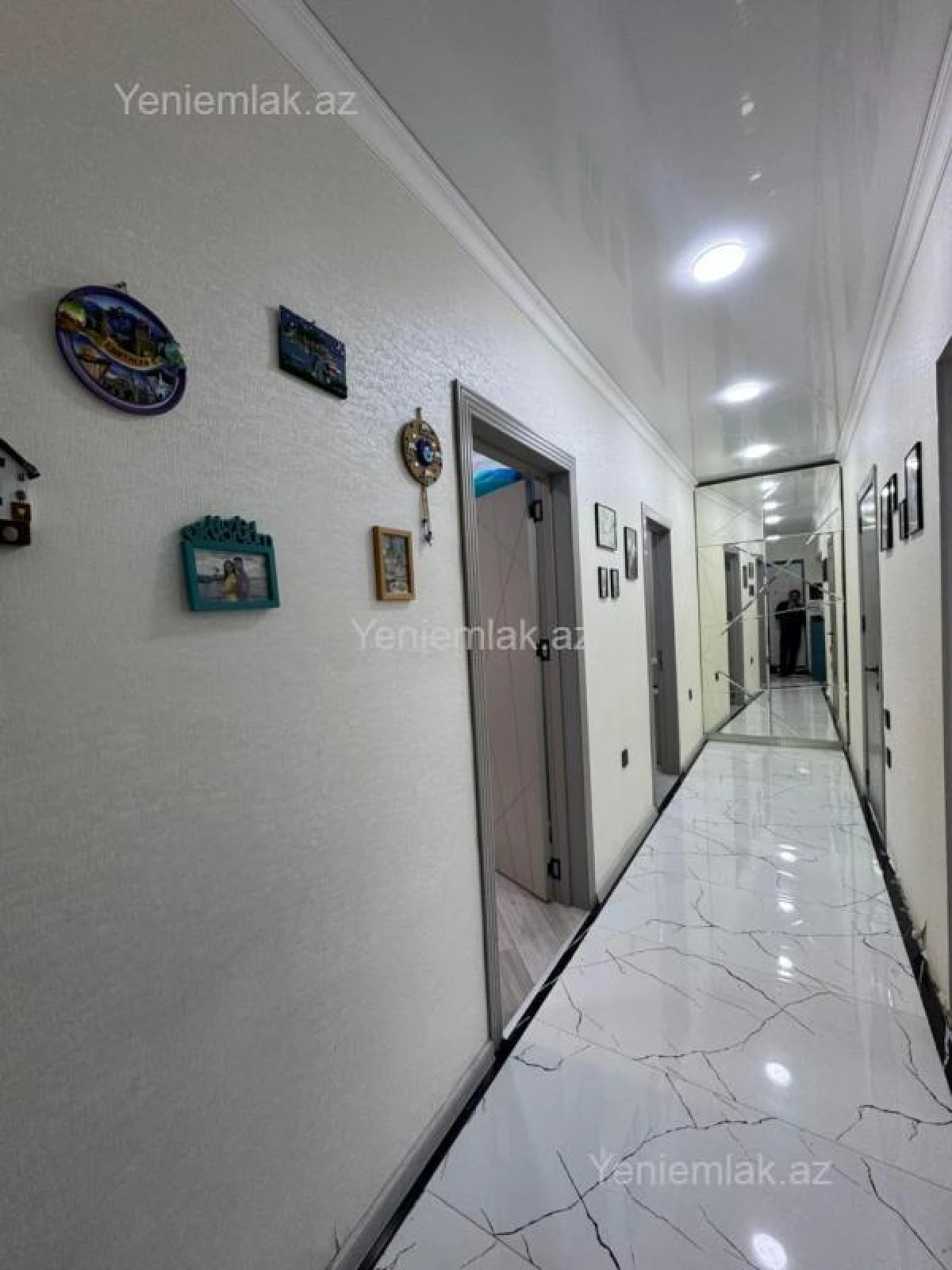 Satılır 3 otaqlı köhnə tikili 100 m²