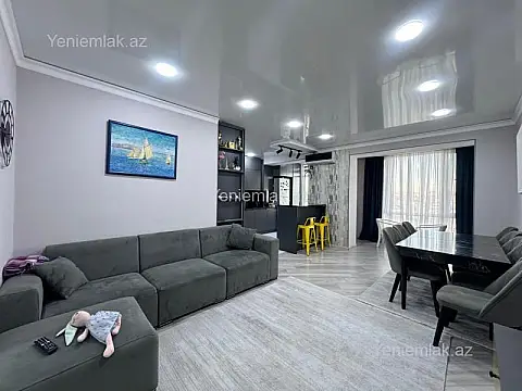 Satılır 3 otaqlı köhnə tikili 100 m²