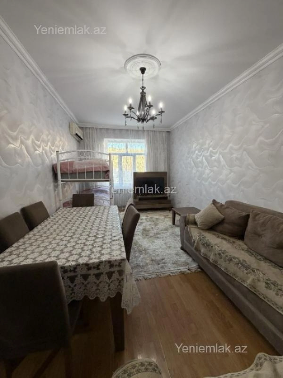 Satılır 2 otaqlı köhnə tikili 60 m²