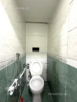 Satılır 2 otaqlı köhnə tikili 60 m²