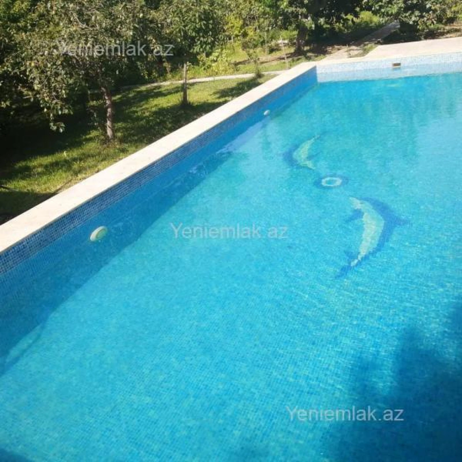 Satılır 6 otaqlı həyət evi 300 m²