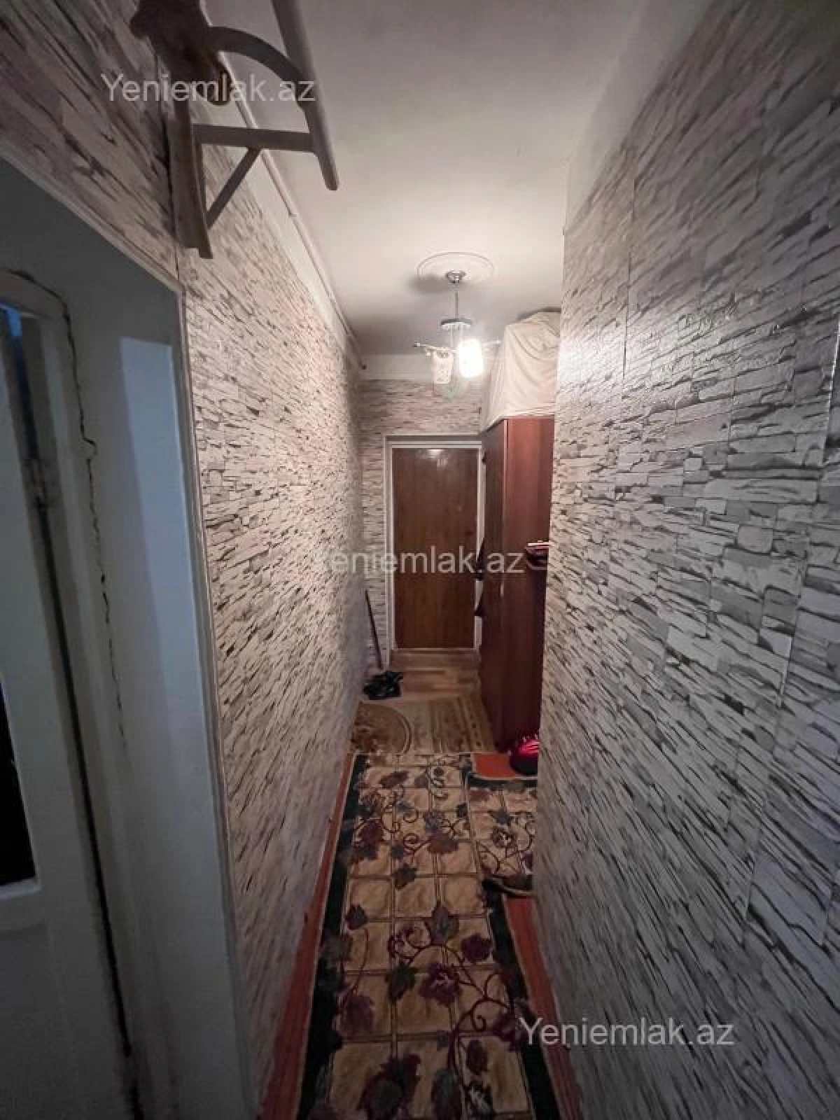 Satılır 2 otaqlı köhnə tikili 50 m²