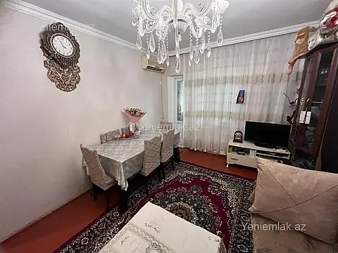 Satılır 2 otaqlı köhnə tikili 50 m²
