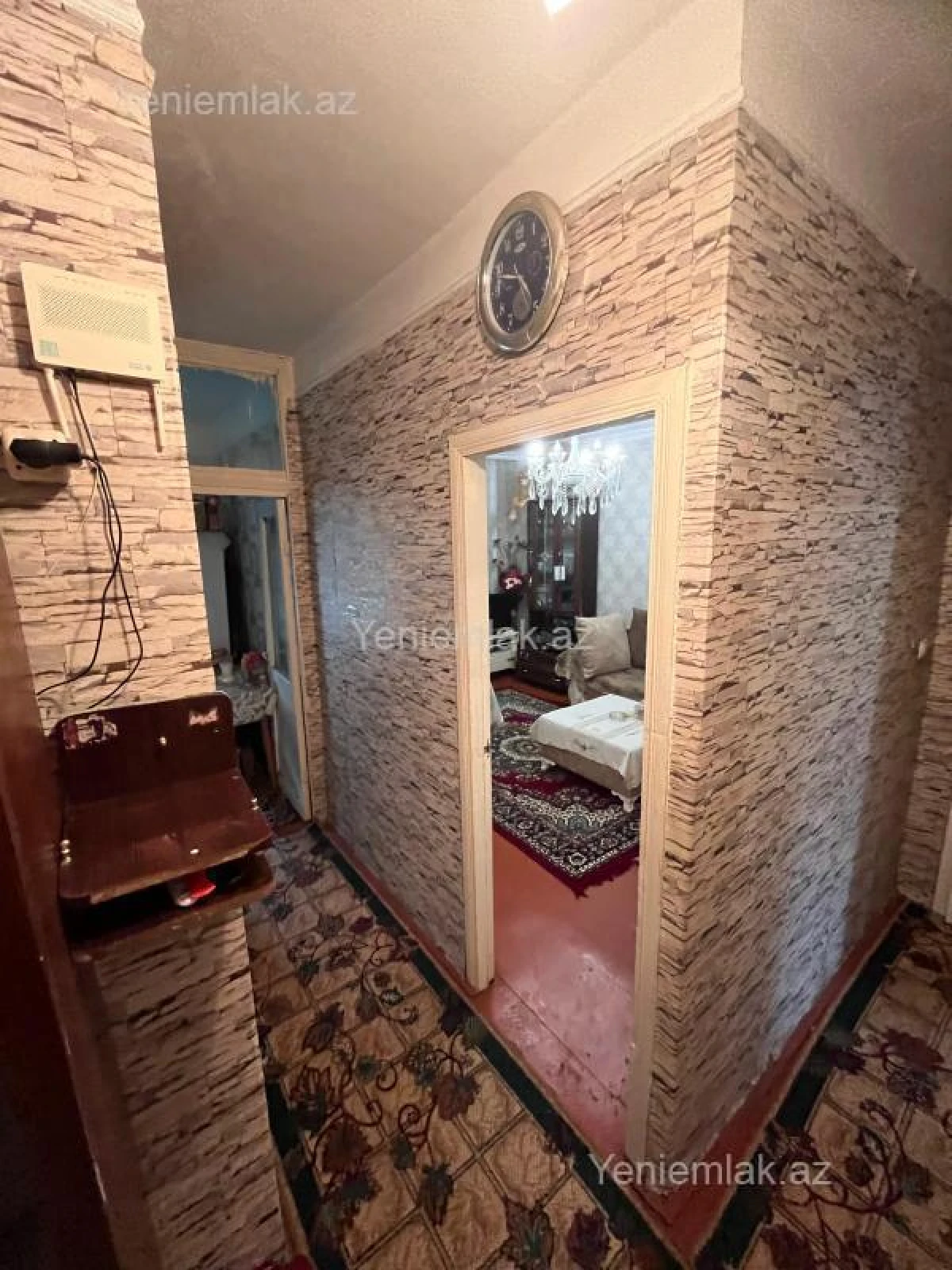 Satılır 2 otaqlı köhnə tikili 50 m²