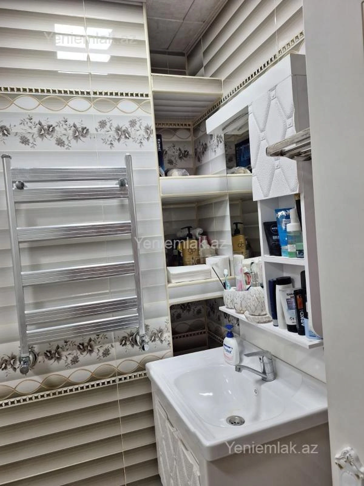 Satılır 3 otaqlı yeni tikili 67 m²