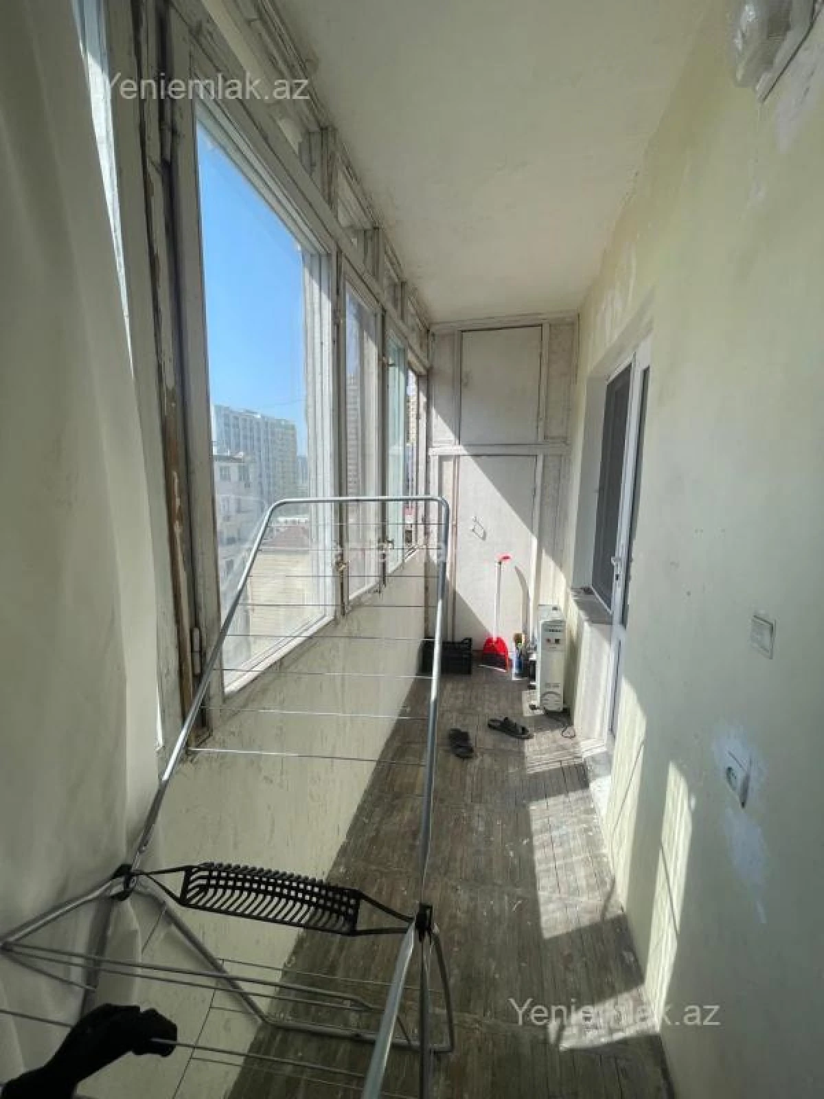 Satılır 2 otaqlı köhnə tikili 61 m²