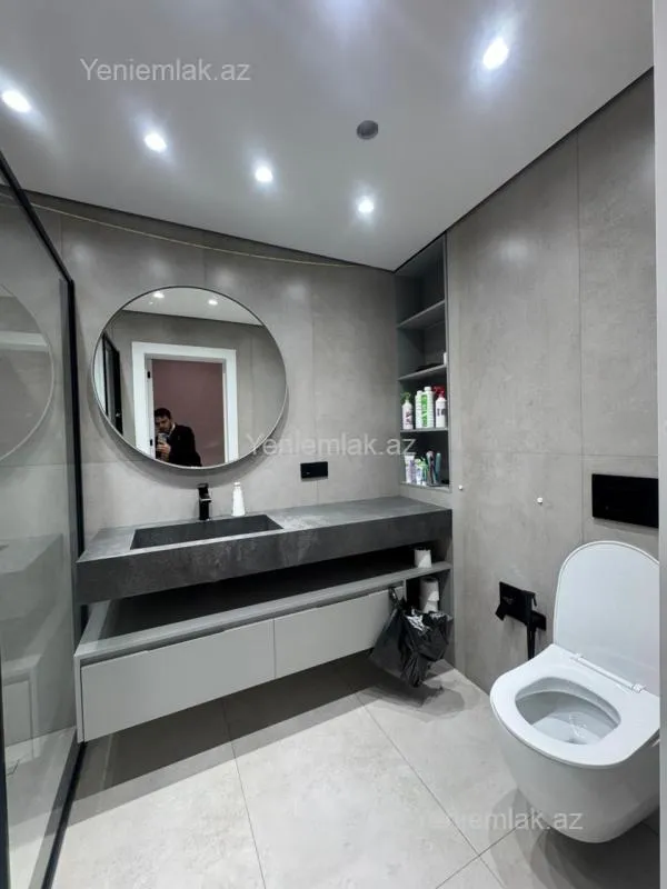 Satılır 6 otaqlı həyət evi 340 m²