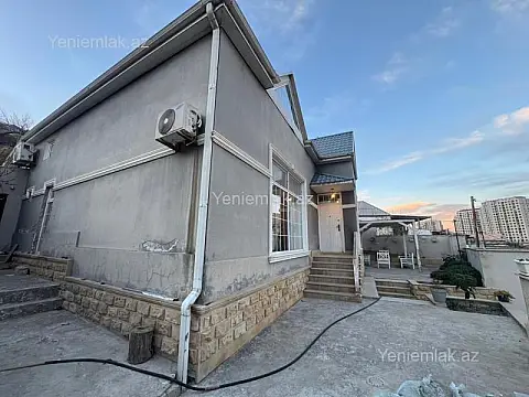 Satılır 6 otaqlı həyət evi 340 m²