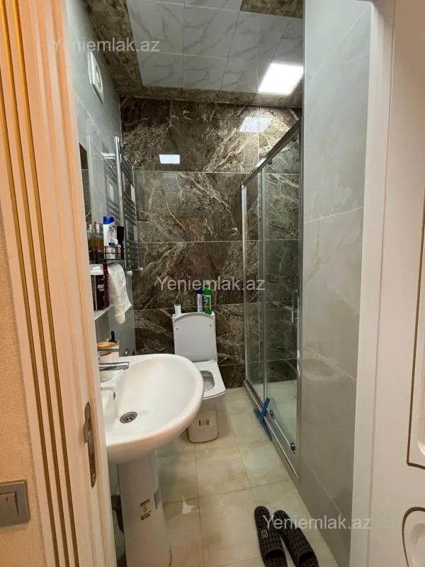 Satılır 9 otaqlı yeni tikili 45 m²