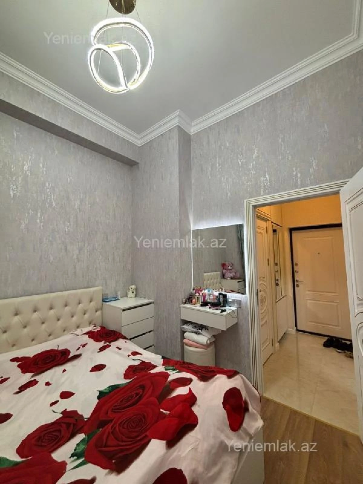 Satılır 9 otaqlı yeni tikili 45 m²