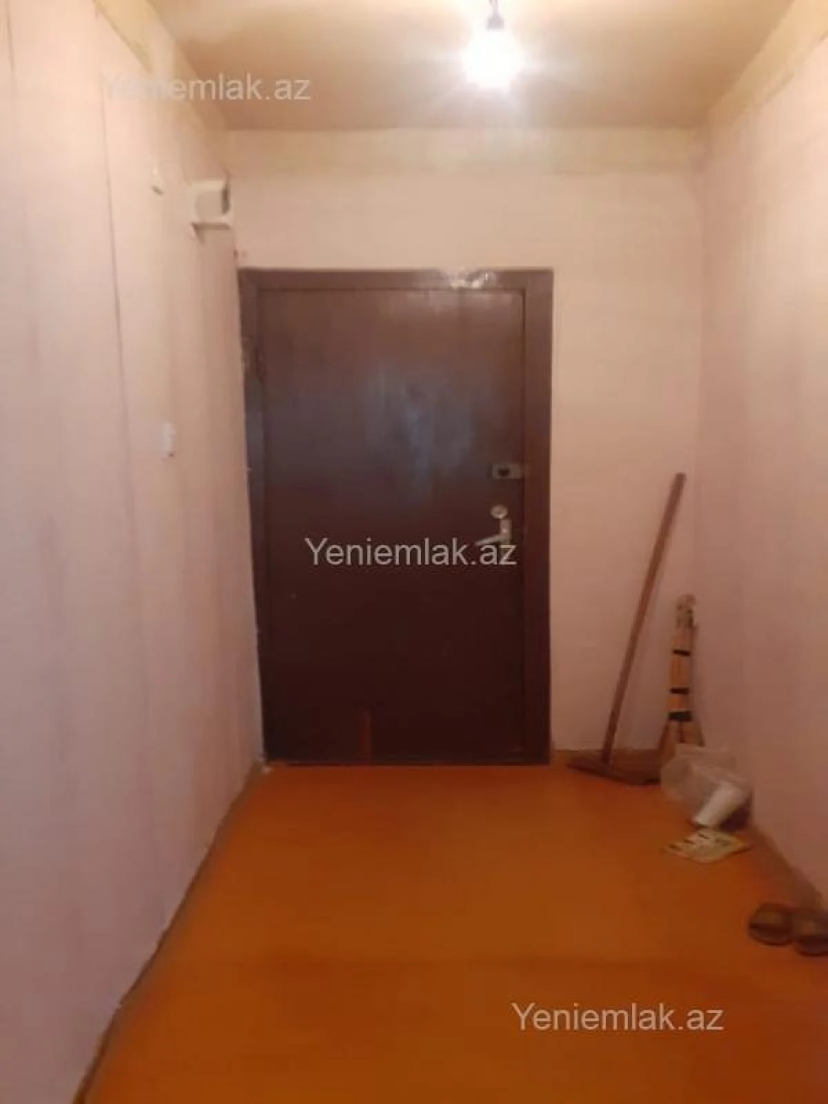 Satılır 2 otaqlı köhnə tikili 53 m²