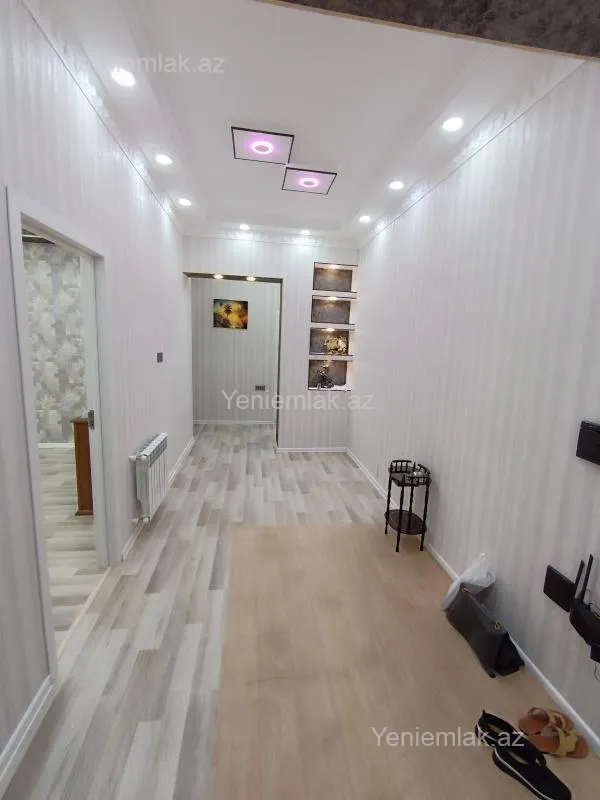 Satılır 3 otaqlı yeni tikili 105 m²