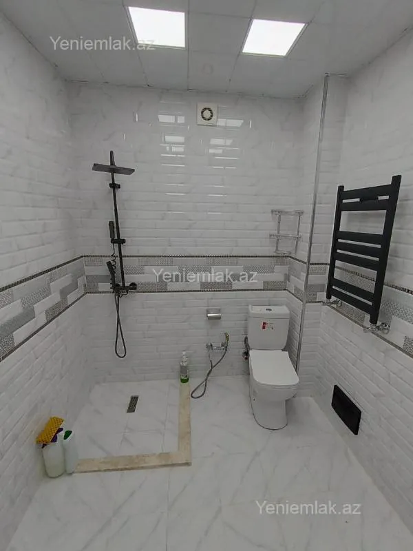 Satılır 3 otaqlı yeni tikili 105 m²