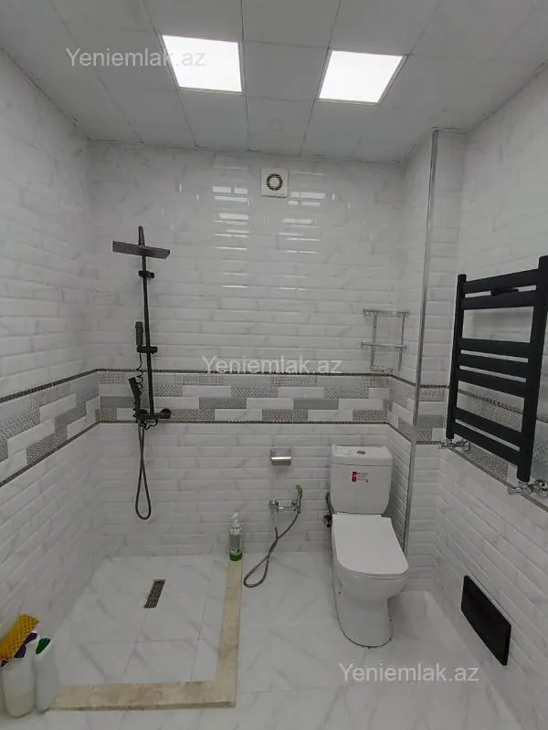 Satılır 3 otaqlı yeni tikili 105 m²