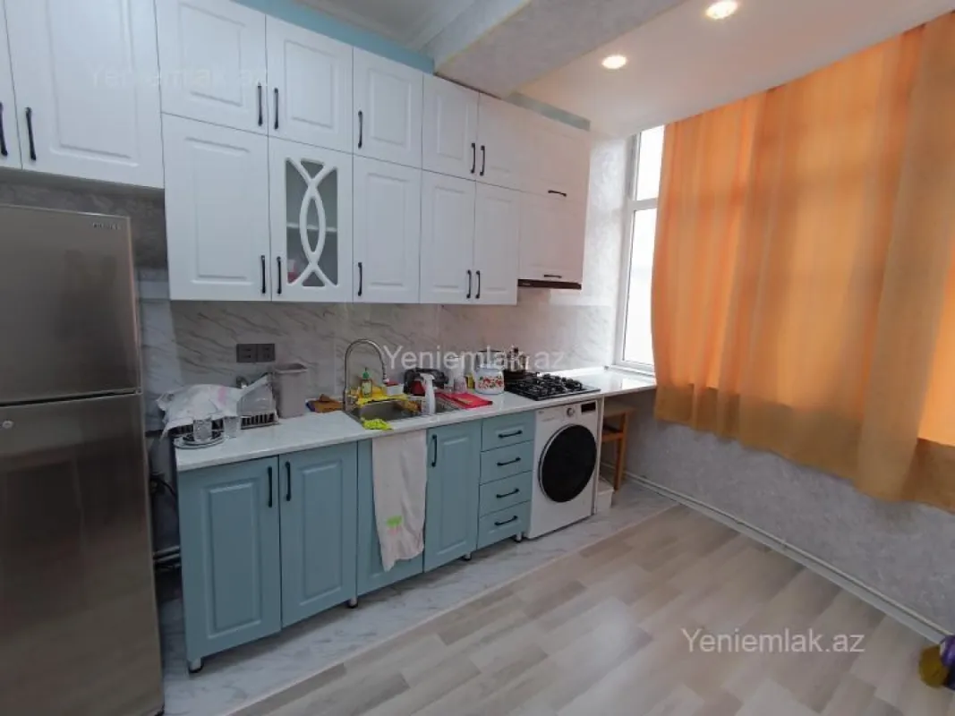 Satılır 3 otaqlı yeni tikili 105 m²