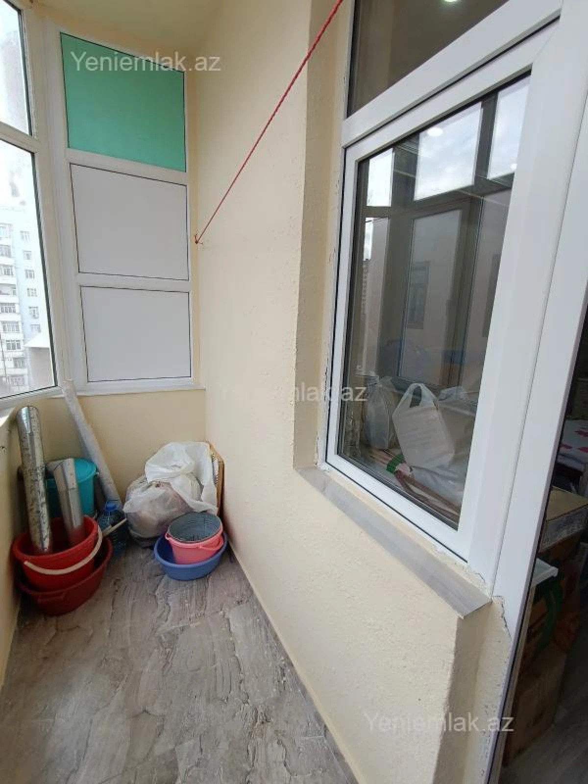 Satılır 3 otaqlı yeni tikili 105 m²