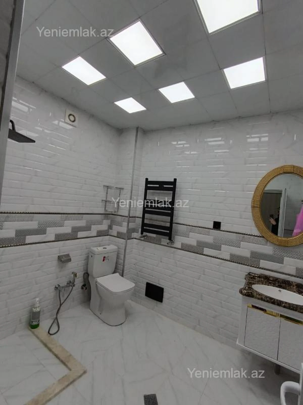 Satılır 3 otaqlı yeni tikili 105 m²