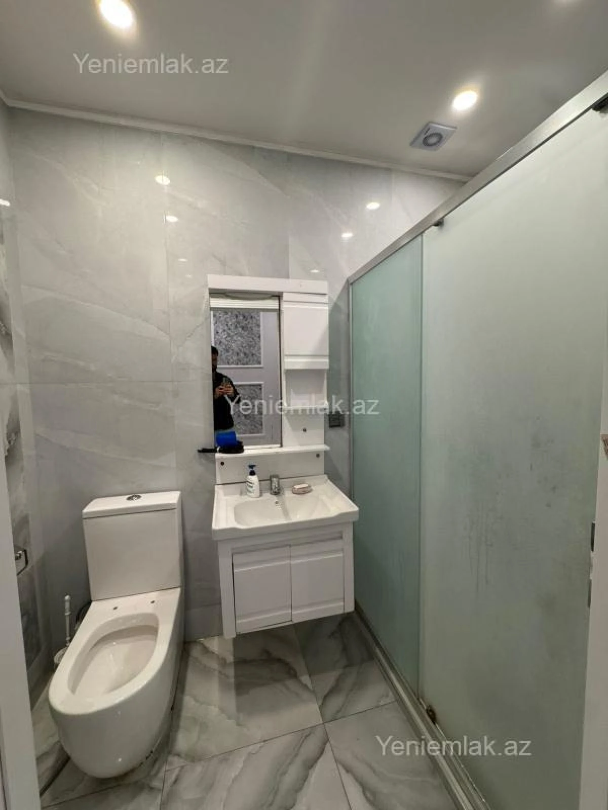 Satılır 2 otaqlı yeni tikili 98 m²