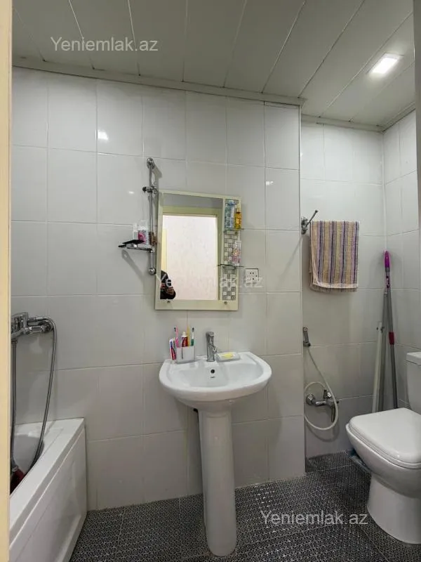 Satılır 2 otaqlı yeni tikili 37 m²