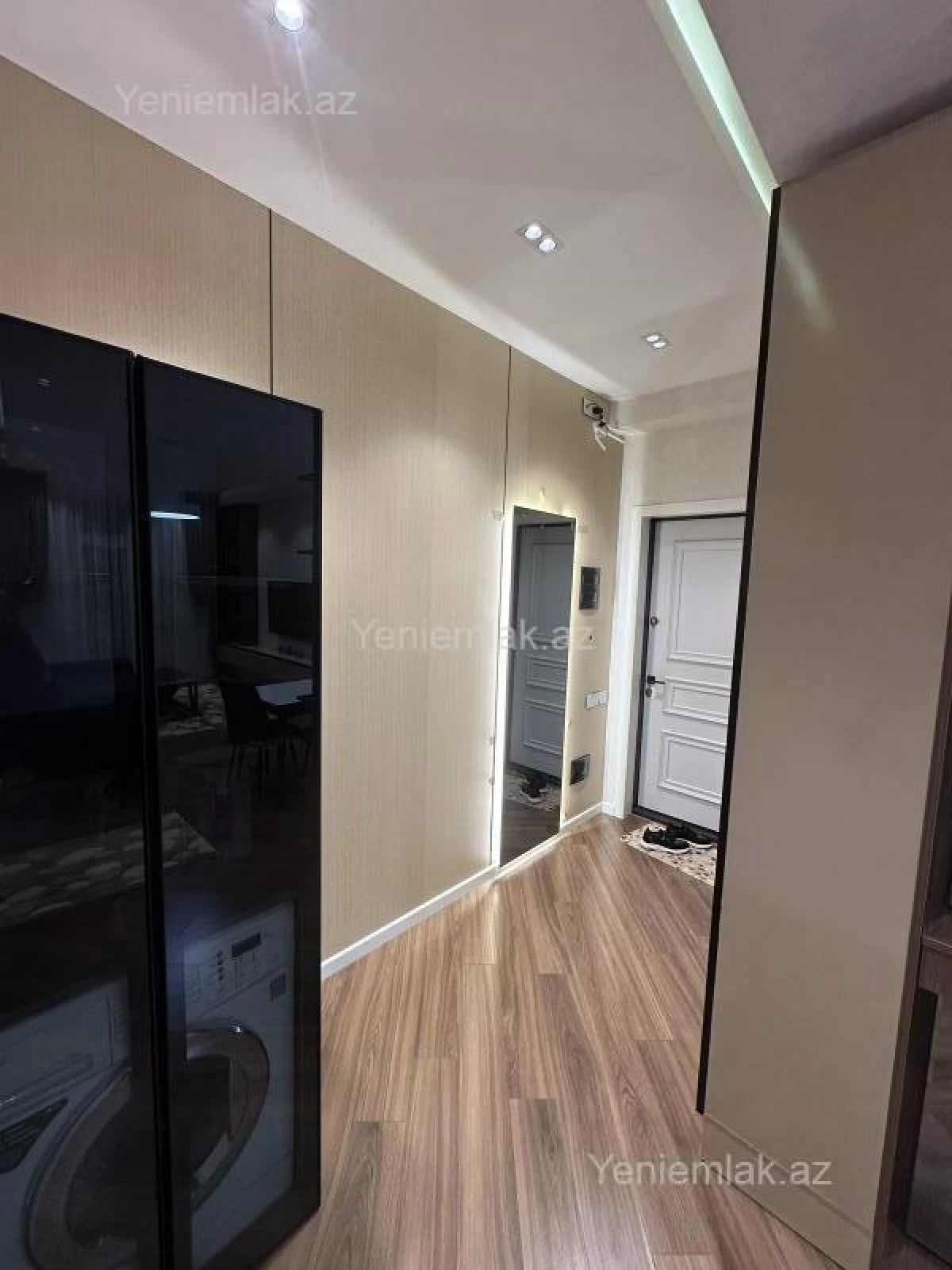 Satılır 2 otaqlı yeni tikili 56 m²