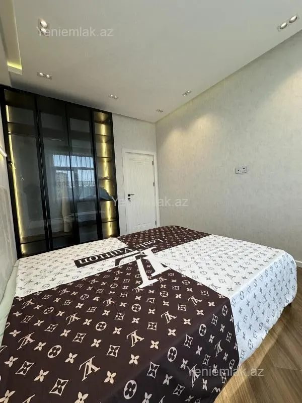 Satılır 2 otaqlı yeni tikili 56 m²