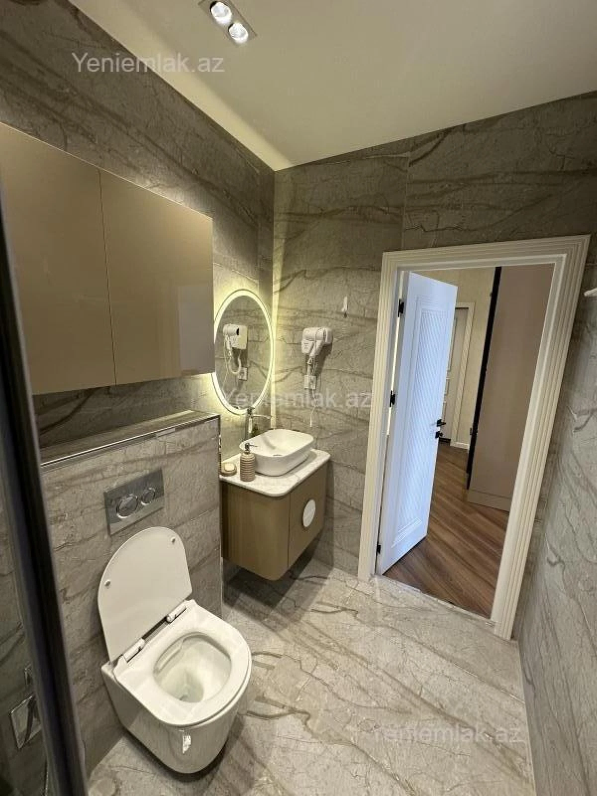 Satılır 2 otaqlı yeni tikili 56 m²