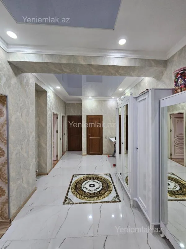 Satılır 2 otaqlı yeni tikili 98 m²