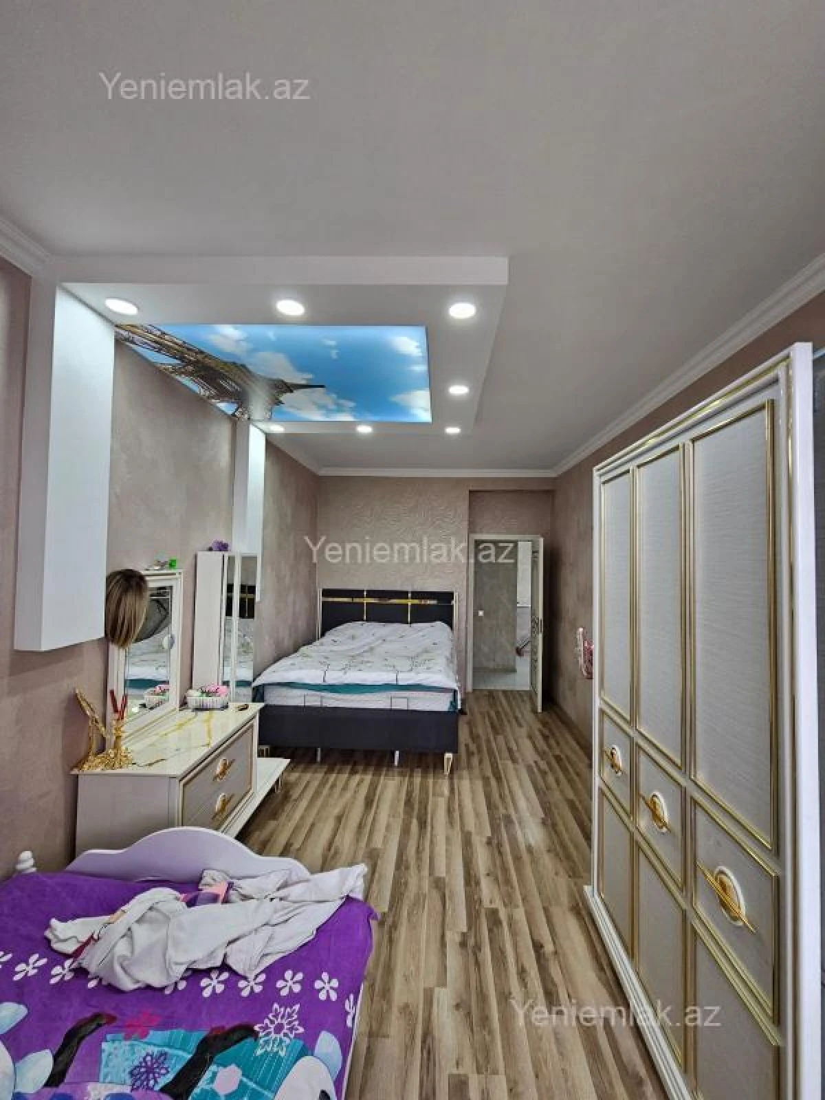 Satılır 2 otaqlı yeni tikili 98 m²