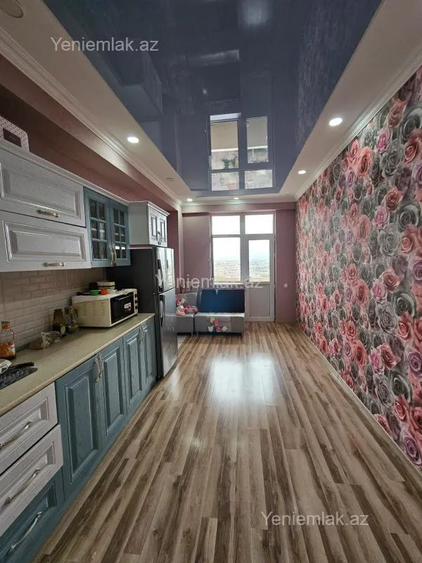 Satılır 2 otaqlı yeni tikili 98 m²