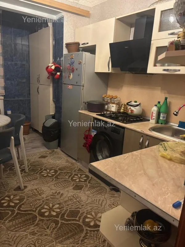Satılır 2 otaqlı köhnə tikili 54 m²