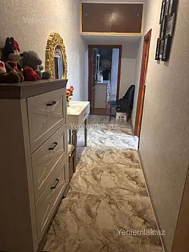 Satılır 2 otaqlı köhnə tikili 54 m²