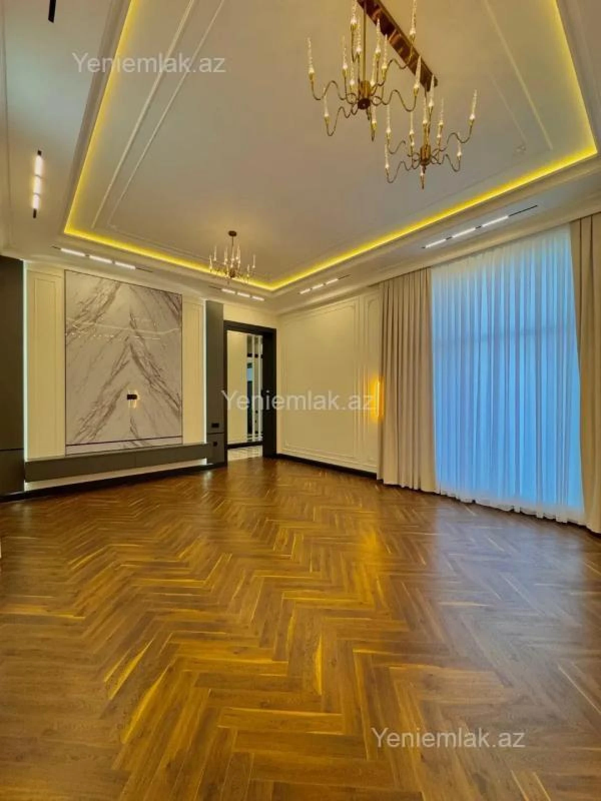 Satılır 5 otaqlı həyət evi 250 m²