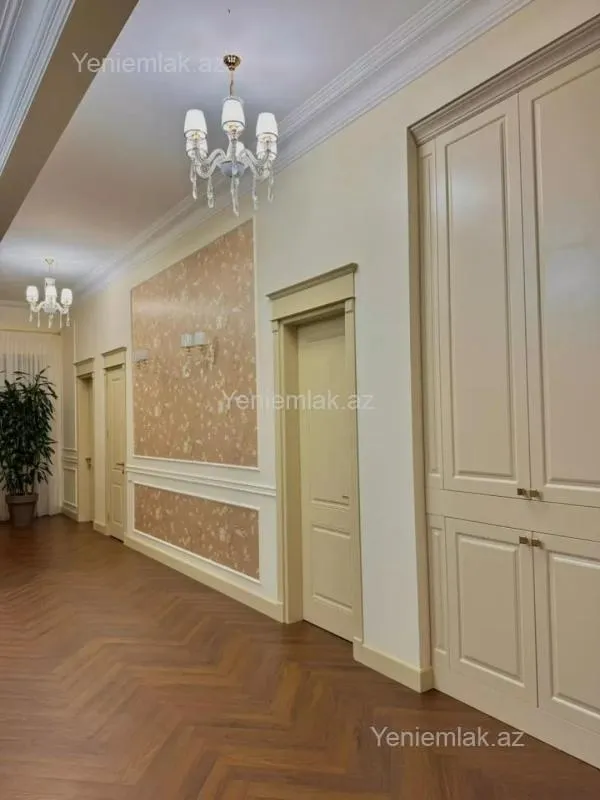 Satılır 4 otaqlı həyət evi 150 m²