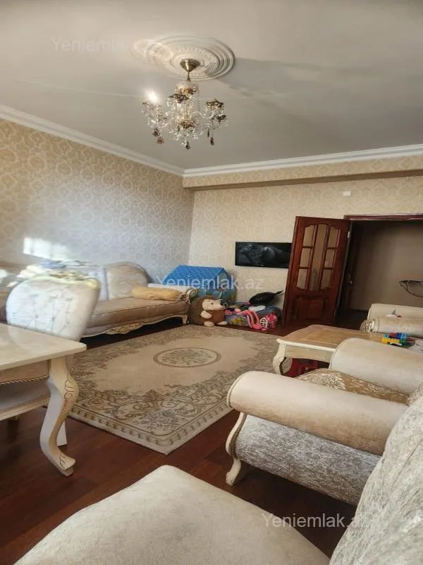 Satılır 2 otaqlı yeni tikili 77.7 m²