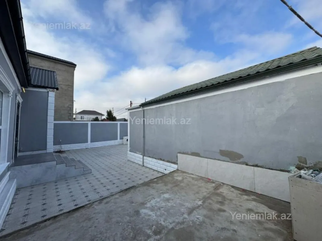Satılır 4 otaqlı həyət evi 120 m²