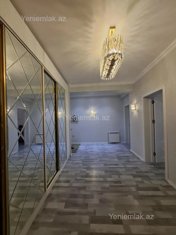 Satılır 2 otaqlı yeni tikili 95 m²
