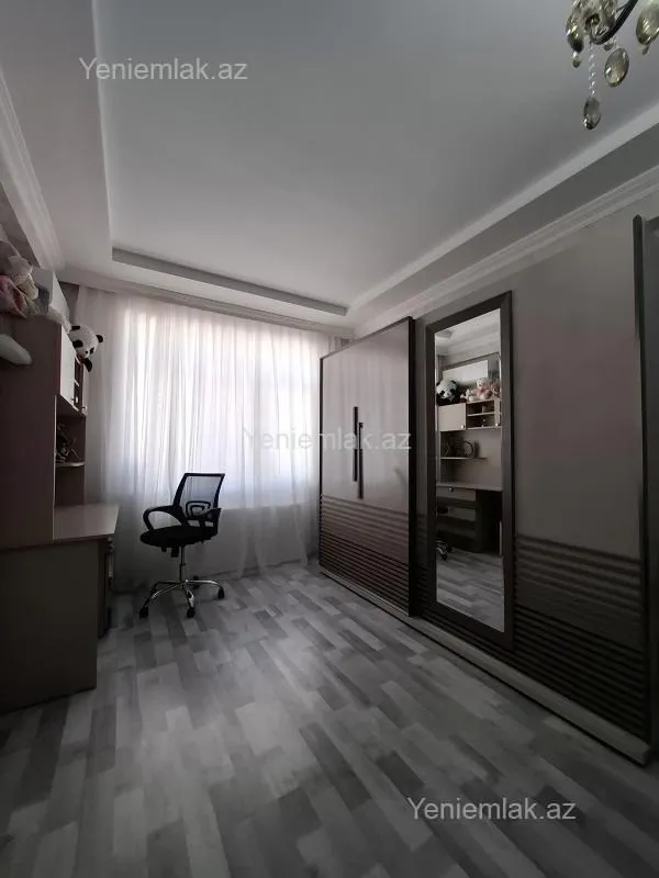 Satılır 2 otaqlı yeni tikili 95 m²