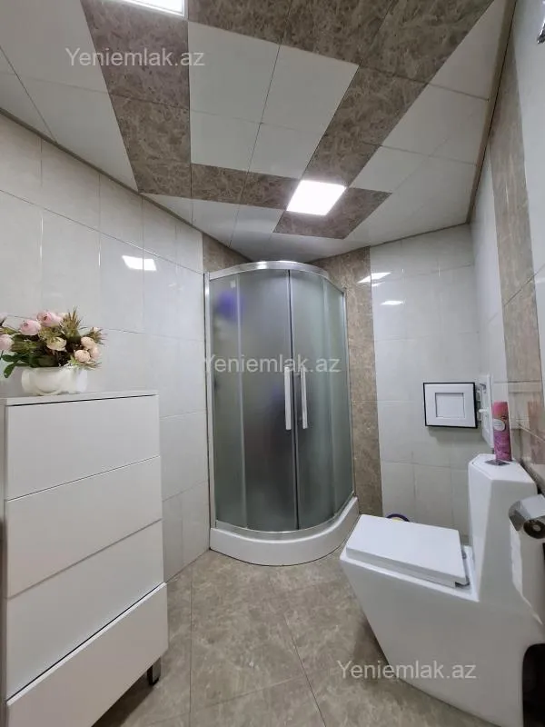 Satılır 2 otaqlı yeni tikili 95 m²