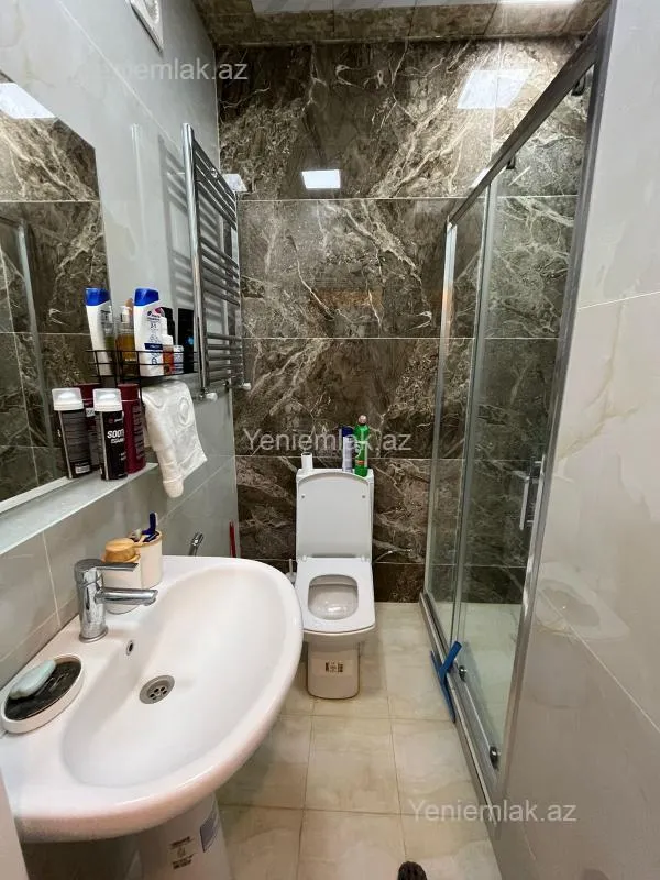 Satılır 1 otaqlı yeni tikili 45 m²
