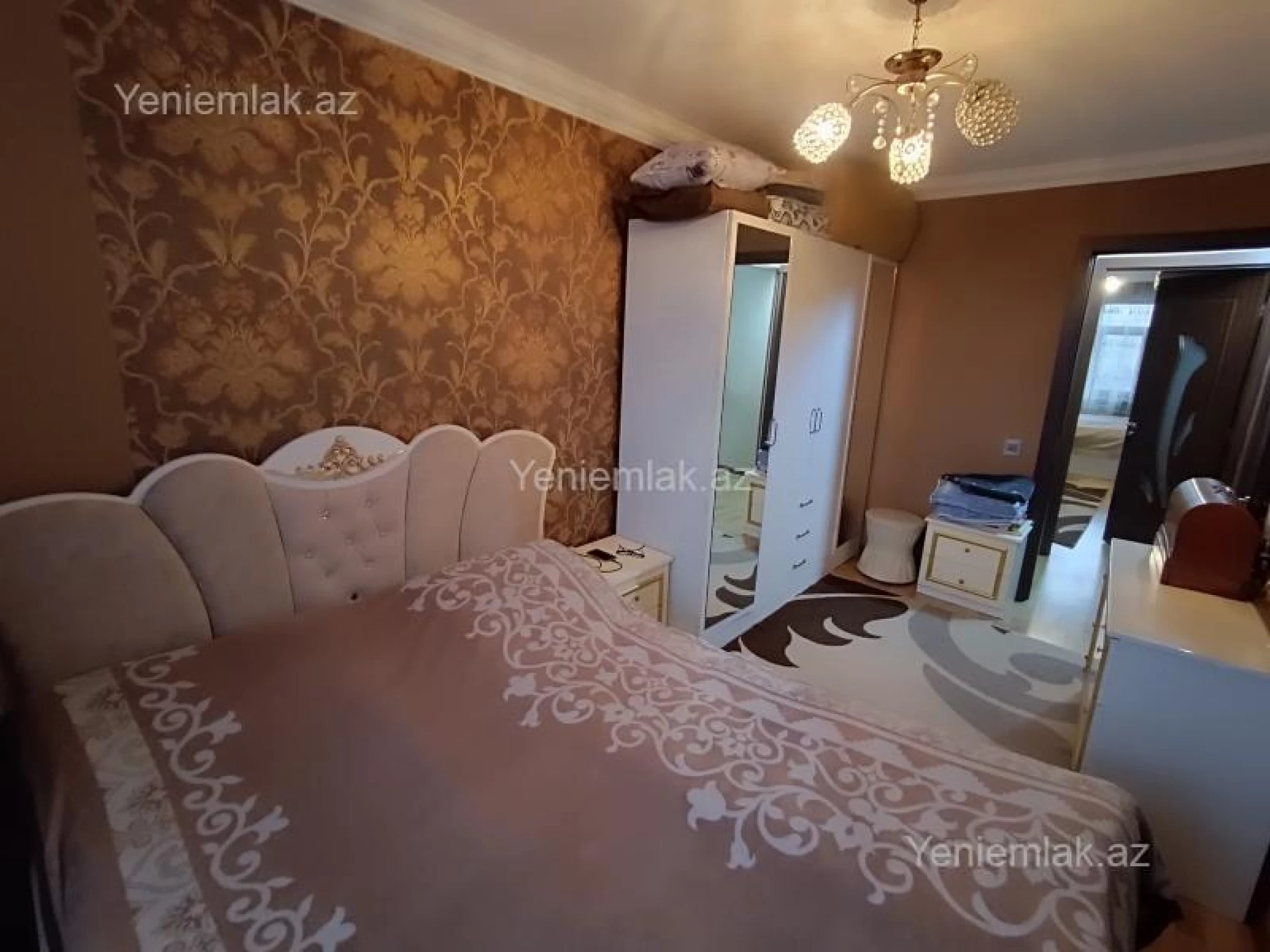 Satılır 3 otaqlı köhnə tikili 70 m²