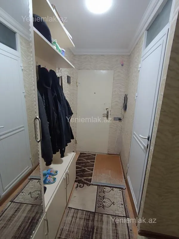 Satılır 3 otaqlı köhnə tikili 70 m²
