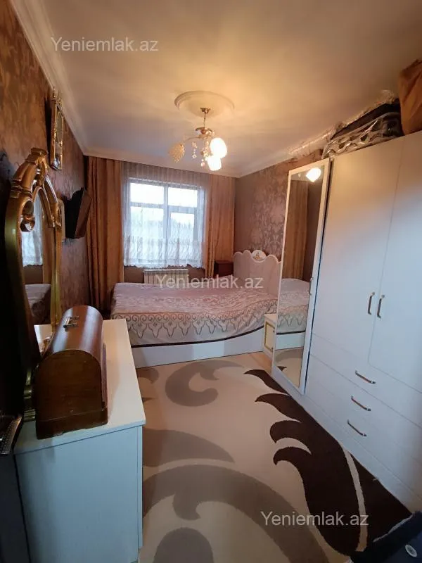 Satılır 3 otaqlı köhnə tikili 70 m²