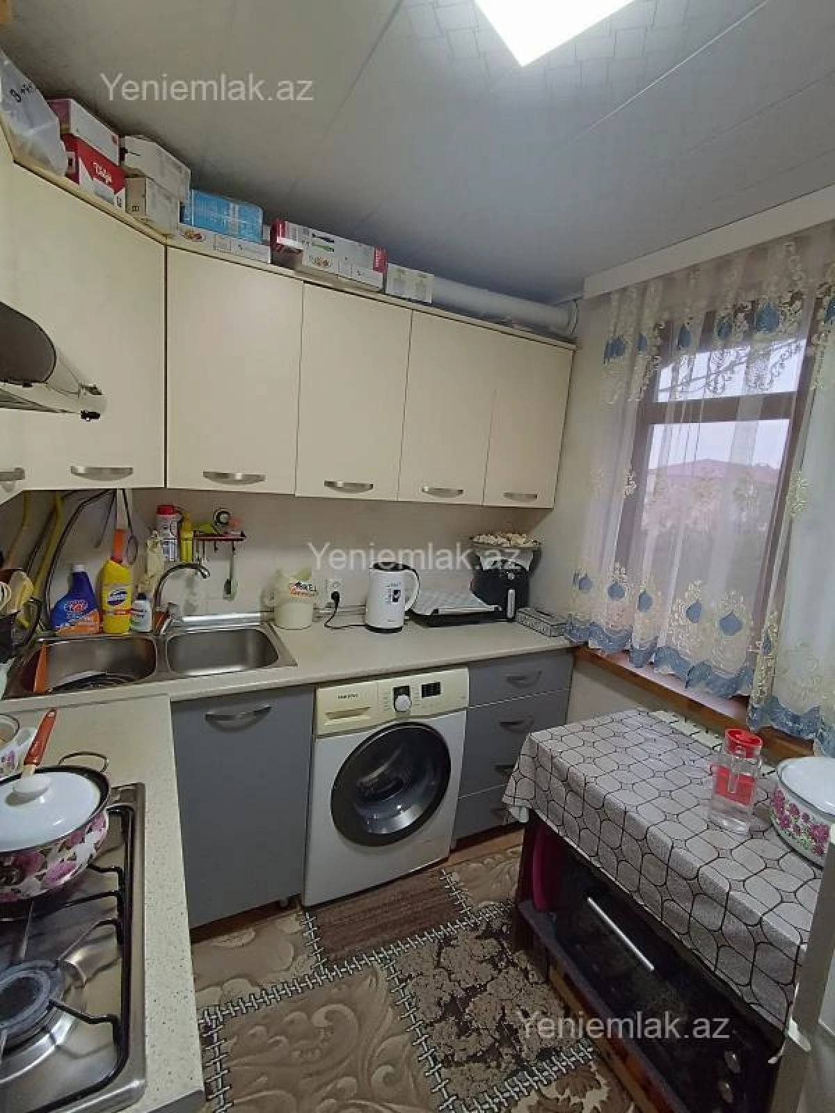 Satılır 3 otaqlı köhnə tikili 70 m²